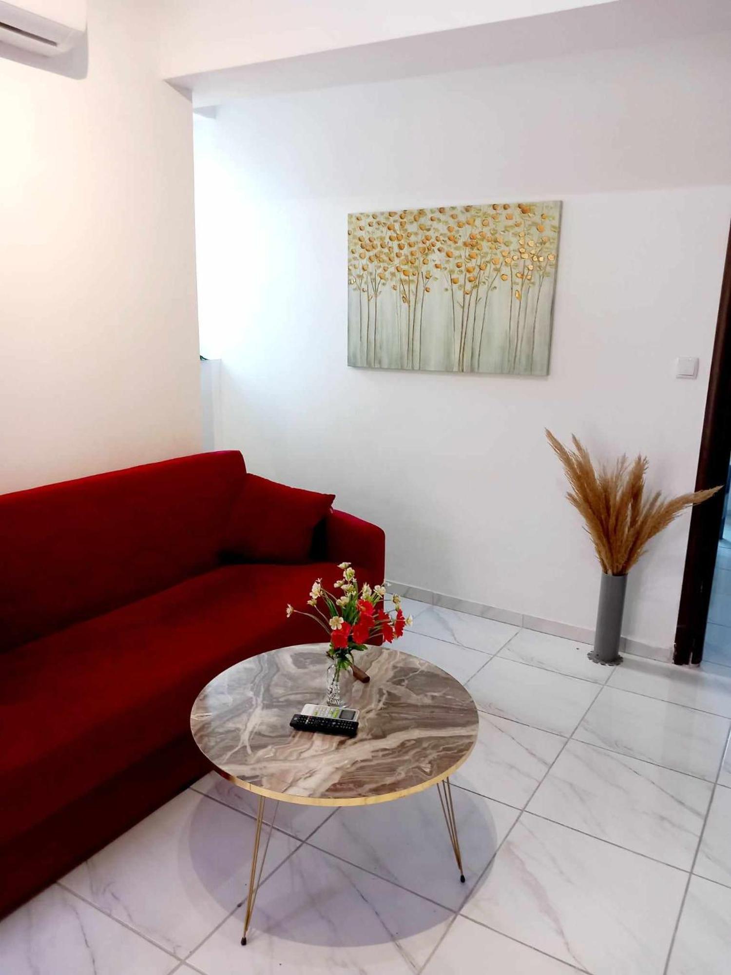 4T Apartments アルゴストリオン エクステリア 写真