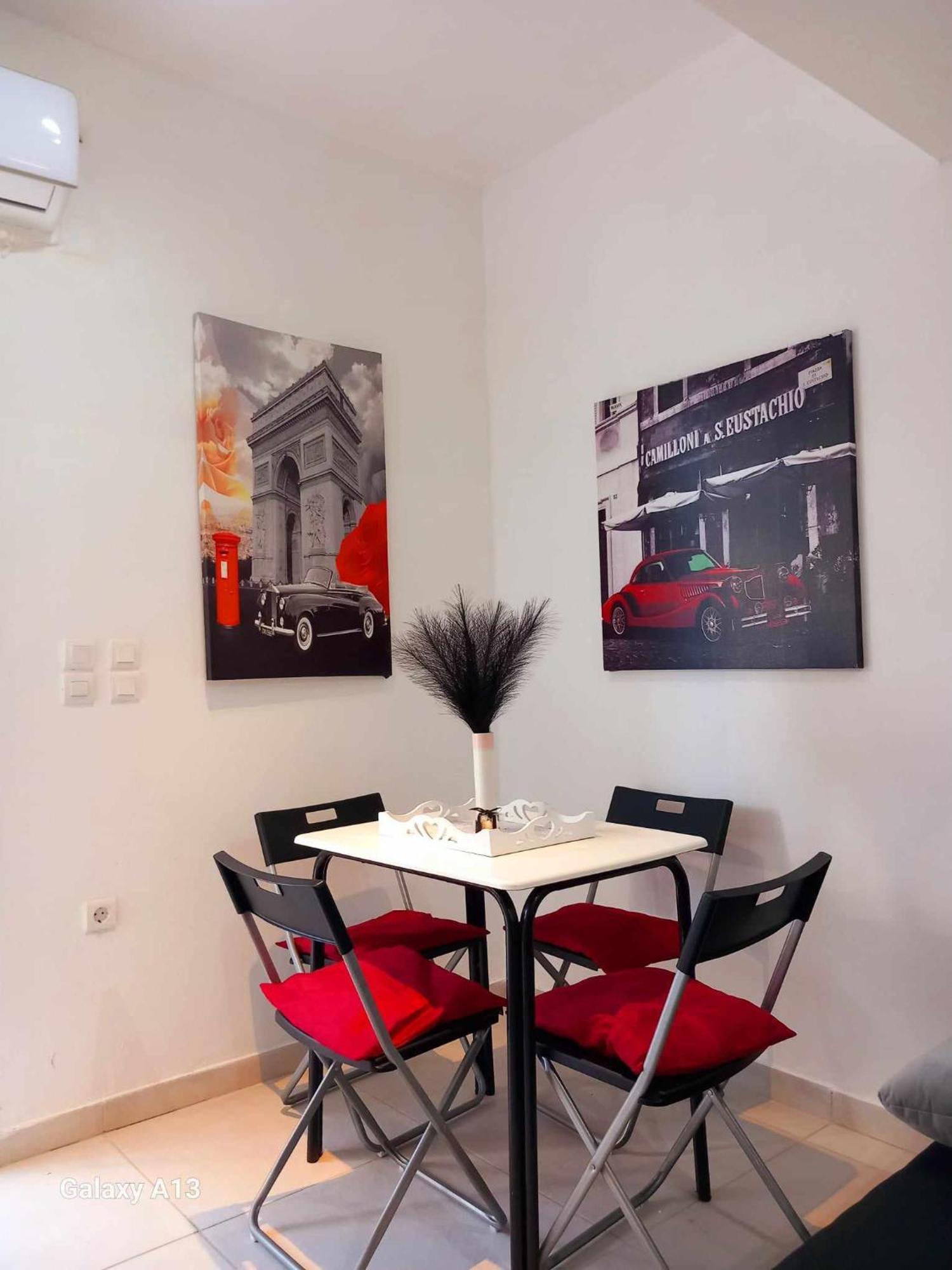 4T Apartments アルゴストリオン エクステリア 写真
