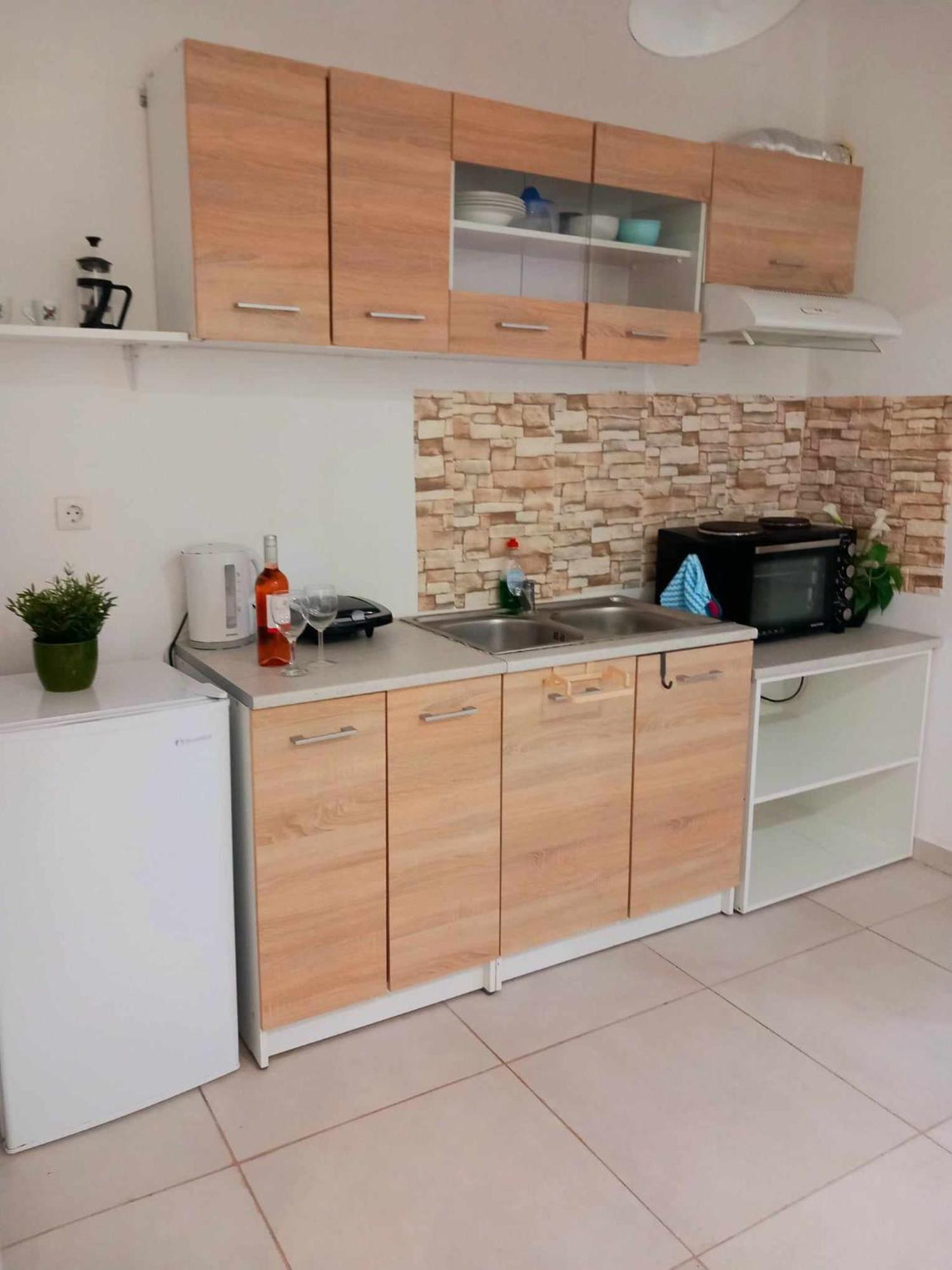 4T Apartments アルゴストリオン エクステリア 写真