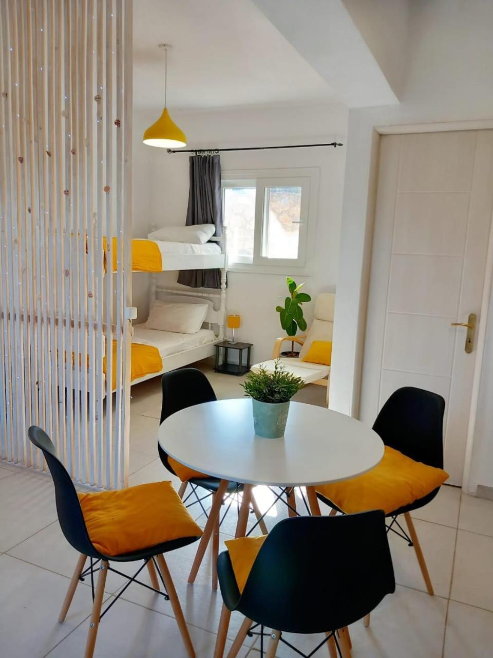 4T Apartments アルゴストリオン エクステリア 写真