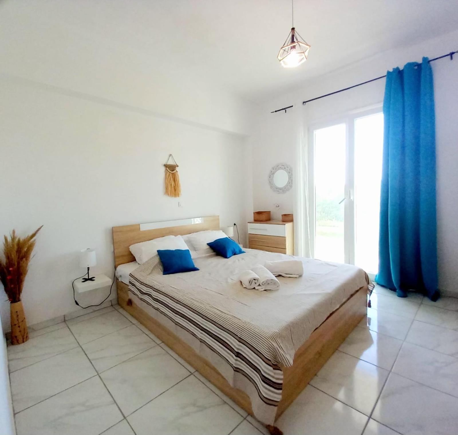 4T Apartments アルゴストリオン エクステリア 写真